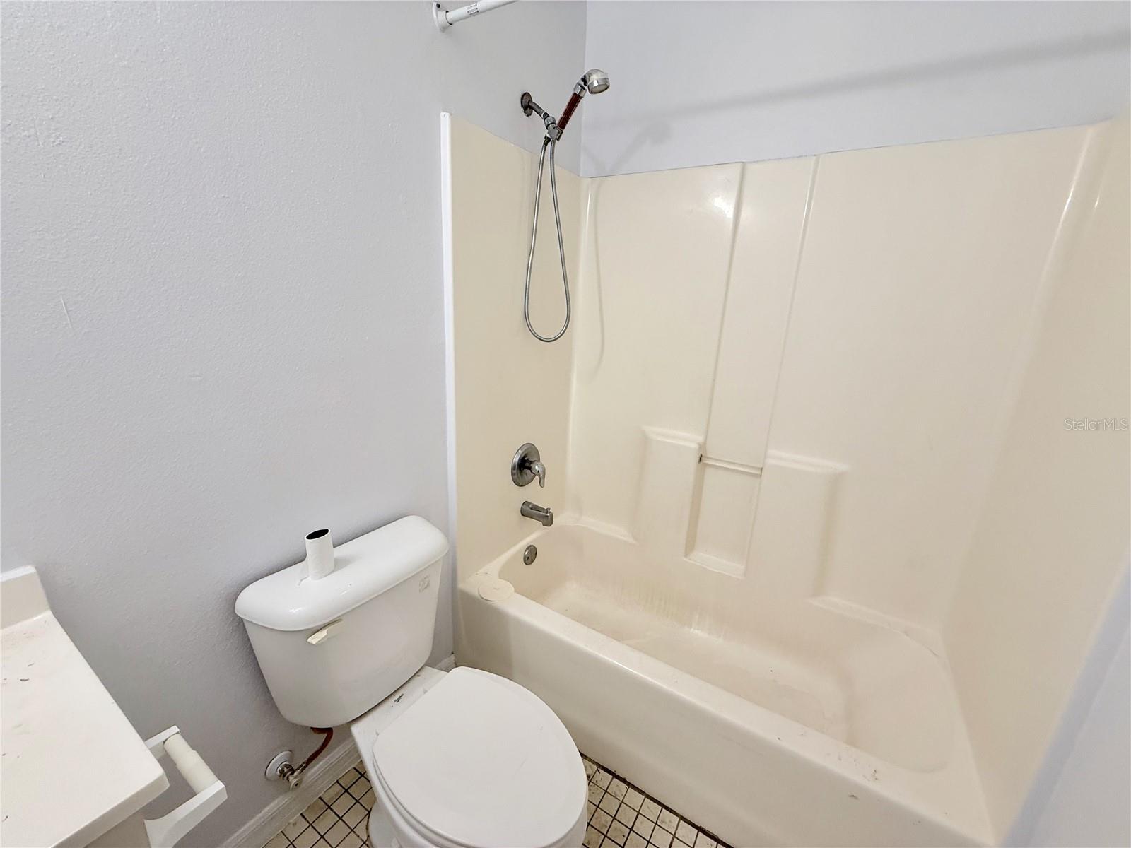 Image 14 of 18 For 1427 45th Avenue Circle W