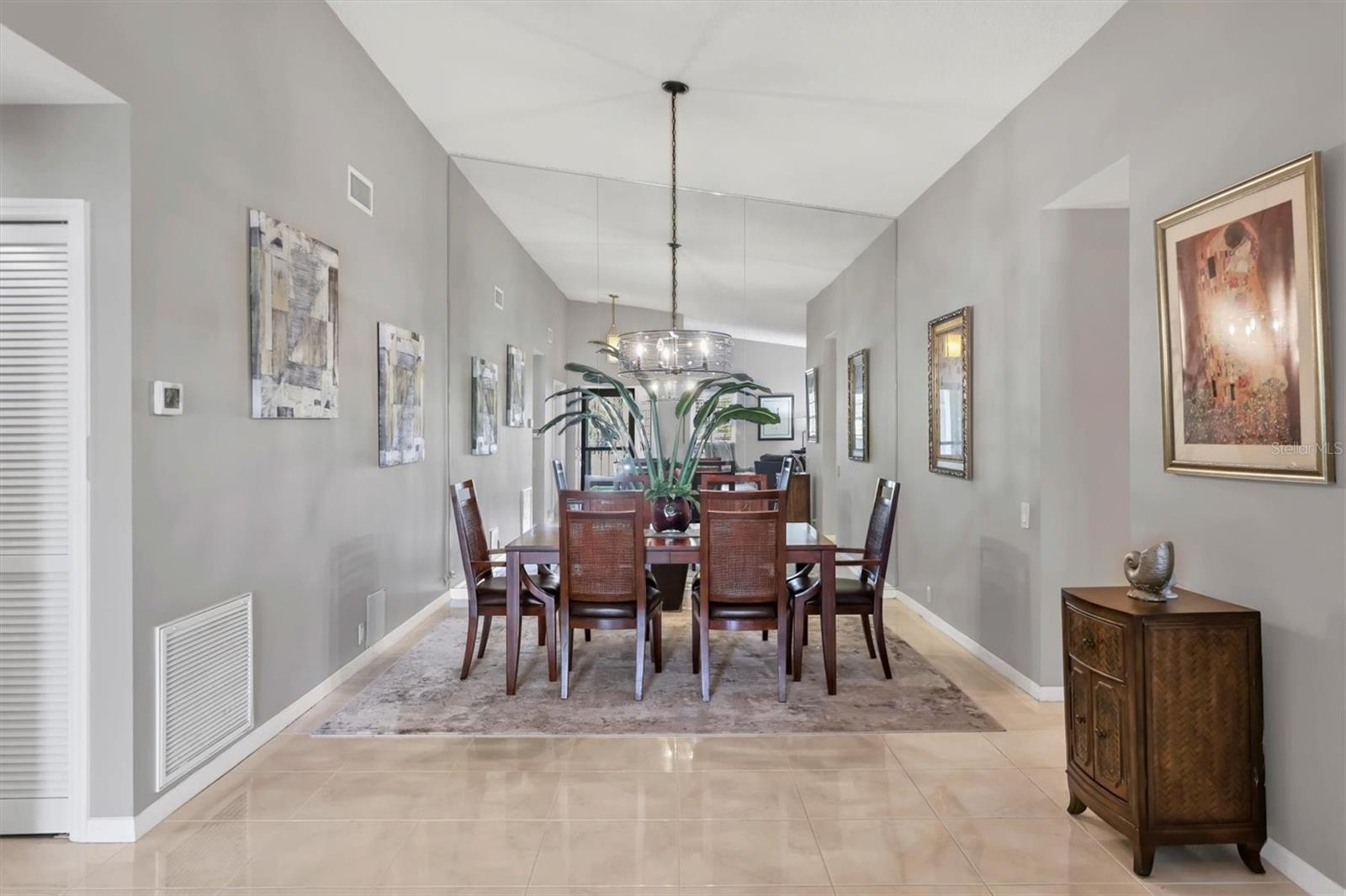 Image 12 of 38 For 7608 Fairway Woods Drive 206