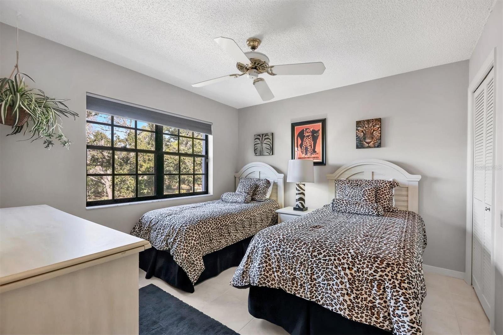 Image 25 of 38 For 7608 Fairway Woods Drive 206