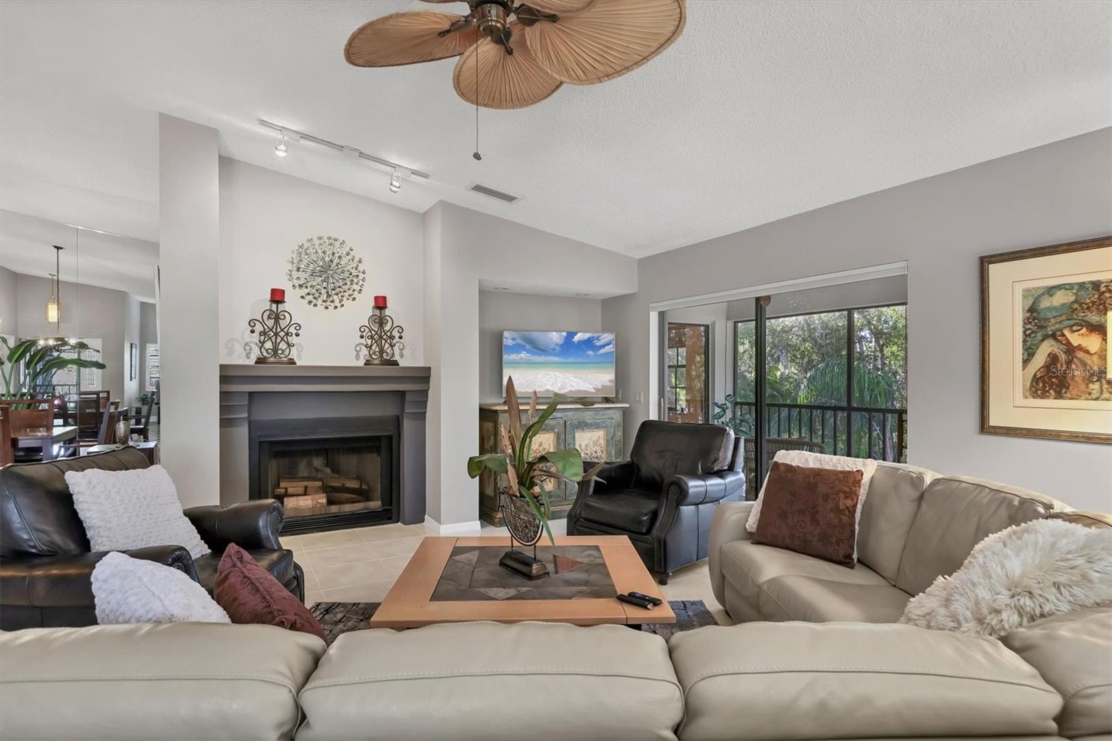 Image 9 of 38 For 7608 Fairway Woods Drive 206