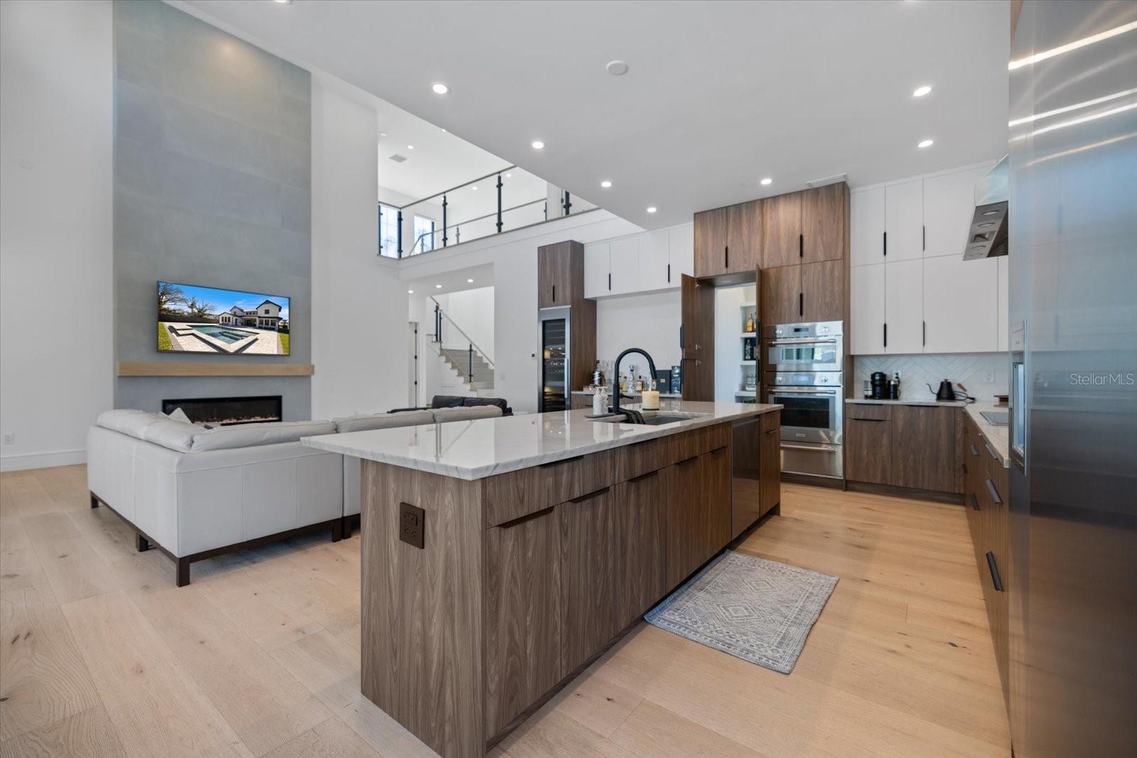 Image 10 of 54 For 2045 Goldenrod Street