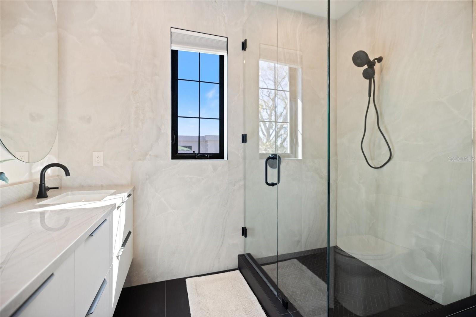 Image 27 of 54 For 2045 Goldenrod Street