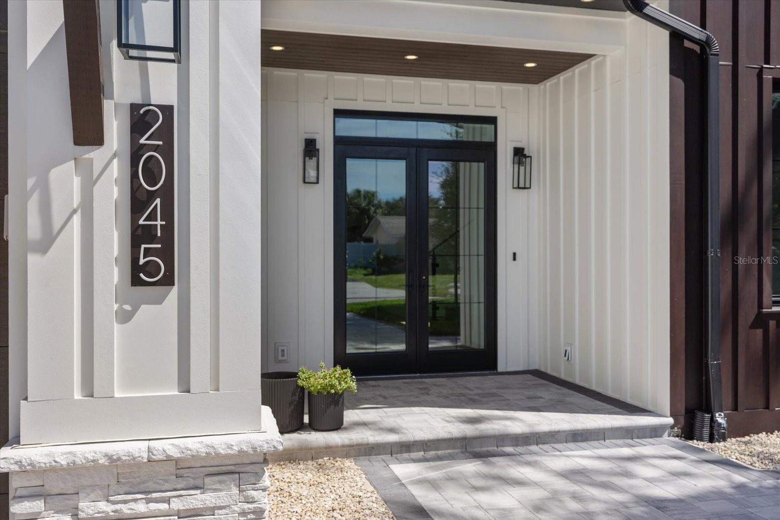 Image 3 of 54 For 2045 Goldenrod Street