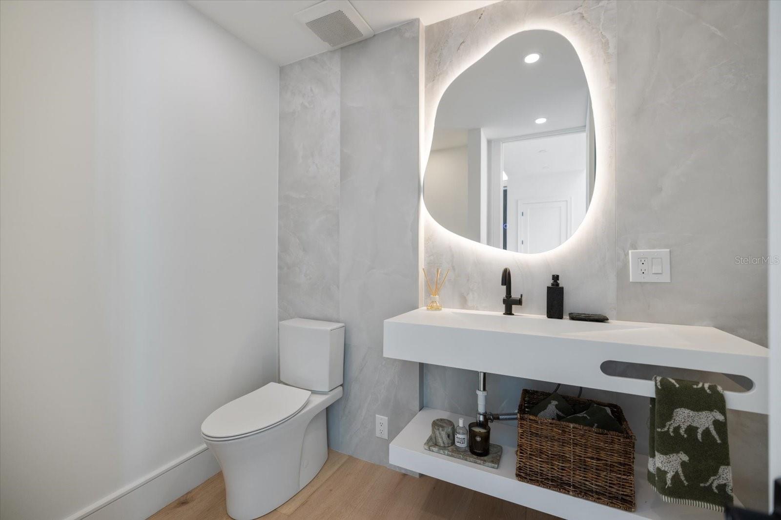 Image 40 of 54 For 2045 Goldenrod Street