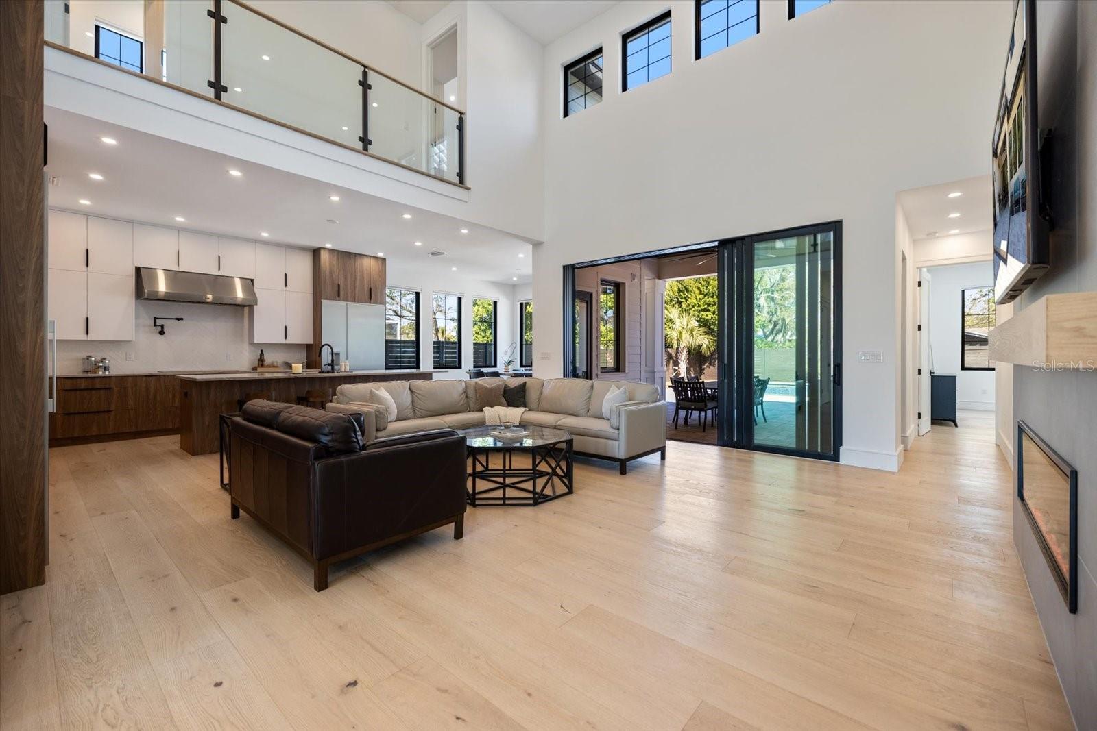 Image 5 of 54 For 2045 Goldenrod Street