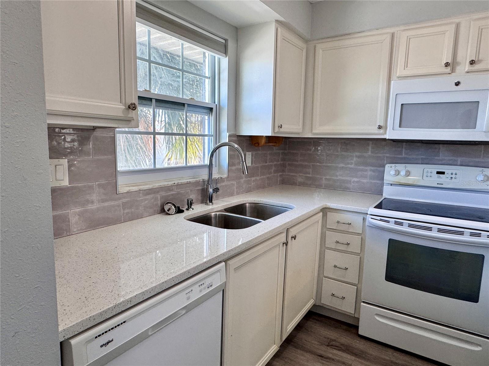 Image 8 of 33 For 4511 3rd Street Circle W 489