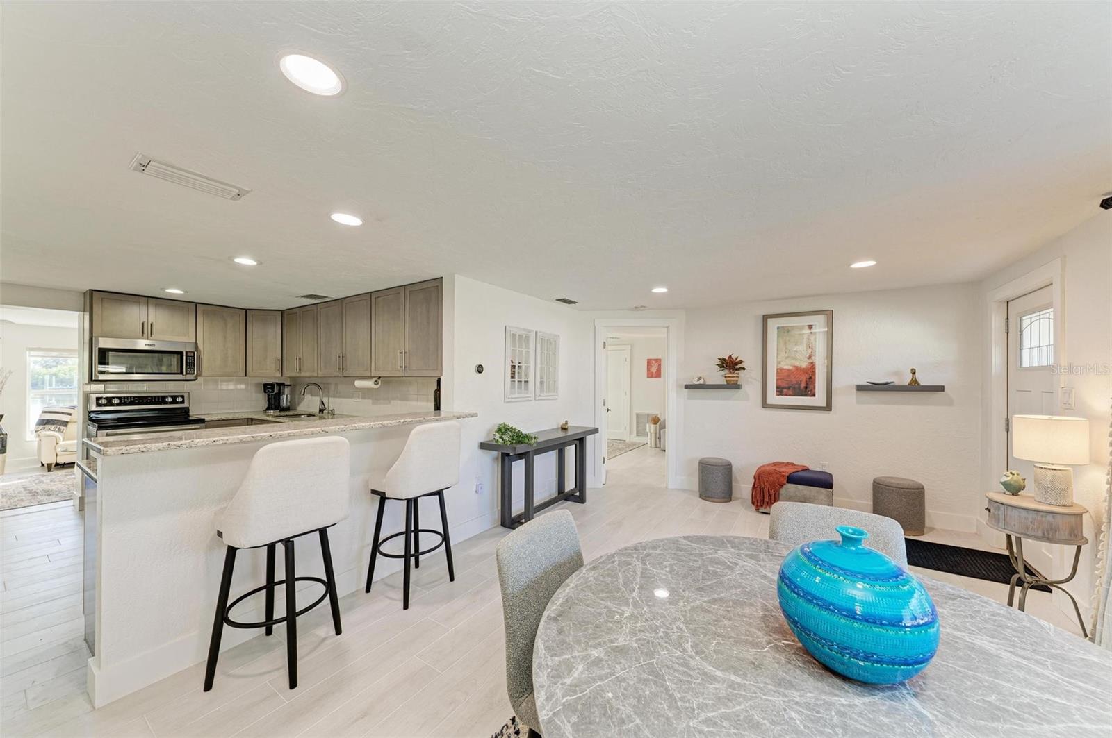 Image 10 of 41 For 3311 Water Street