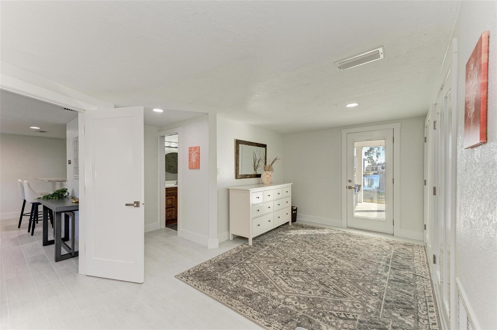 Image 17 of 41 For 3311 Water Street