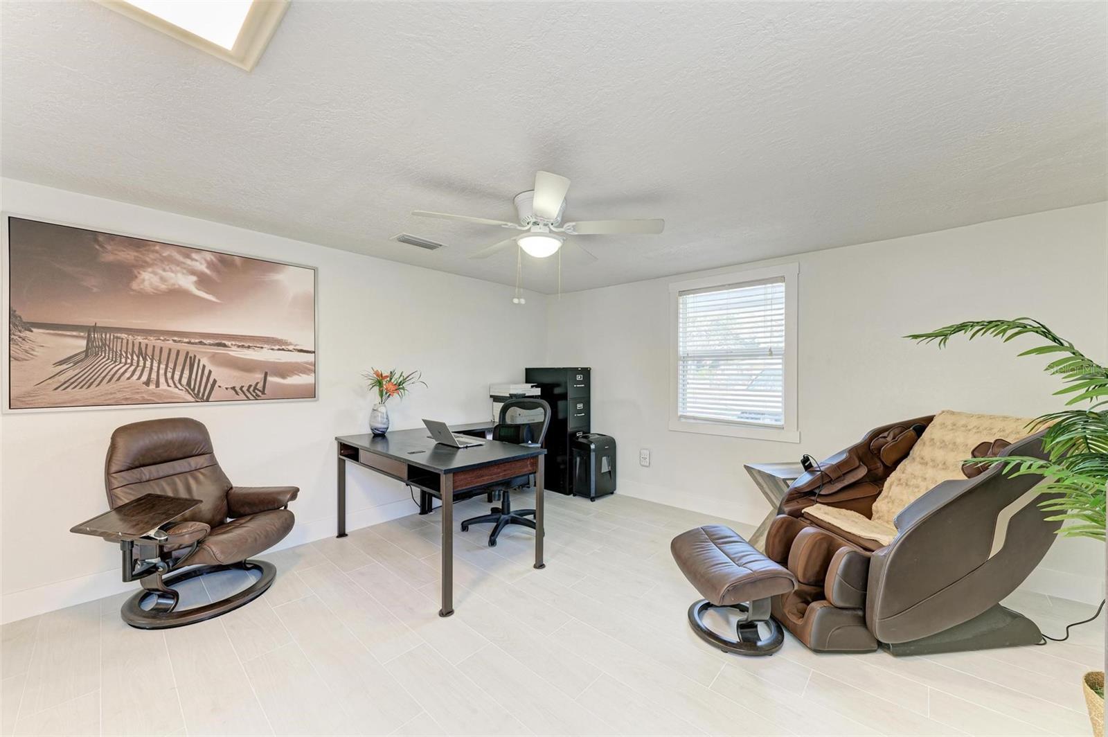 Image 21 of 41 For 3311 Water Street