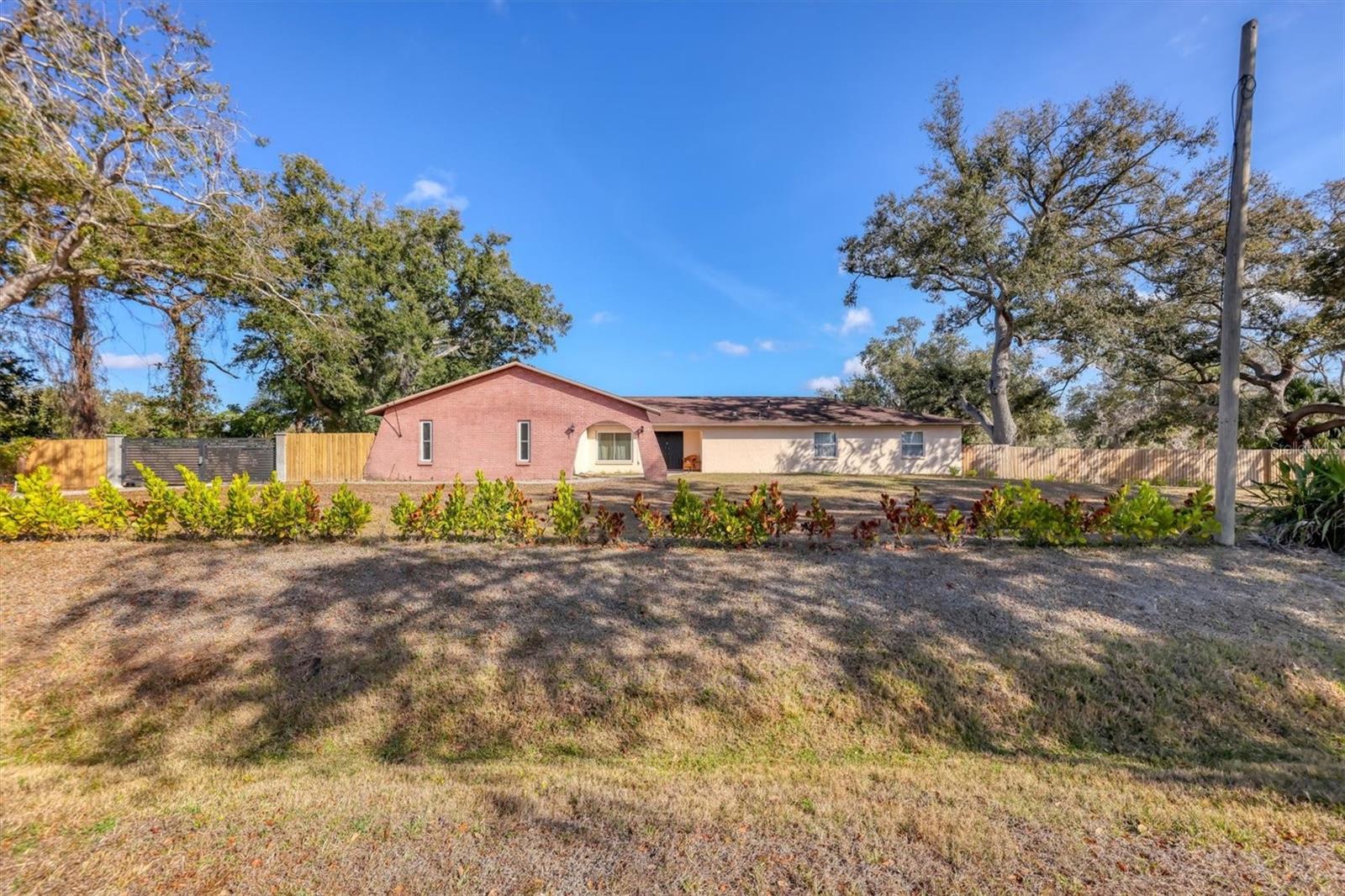 Details for 3917 Desoto Road, SARASOTA, FL 34235