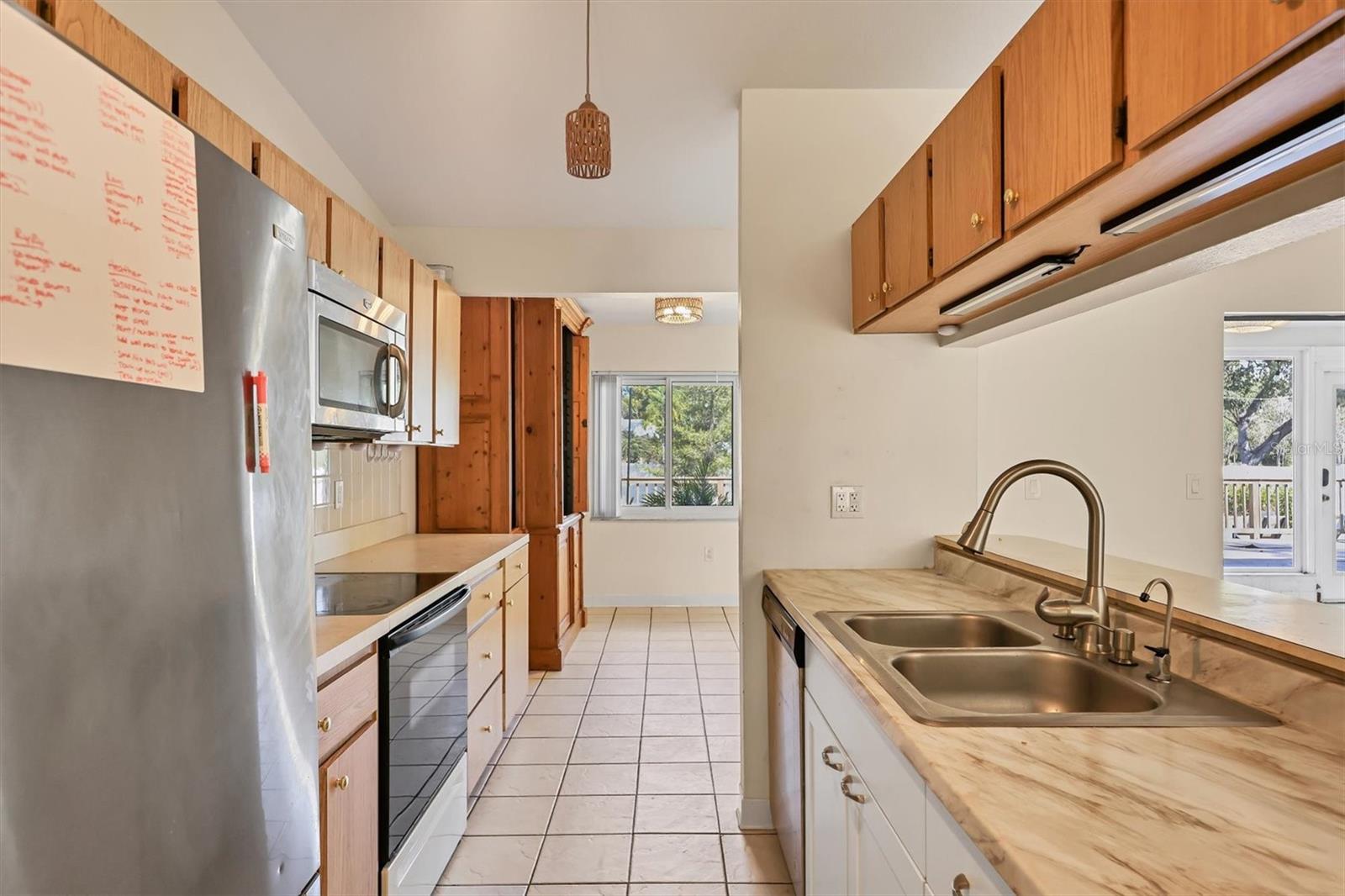 Image 16 of 48 For 3917 Desoto Road