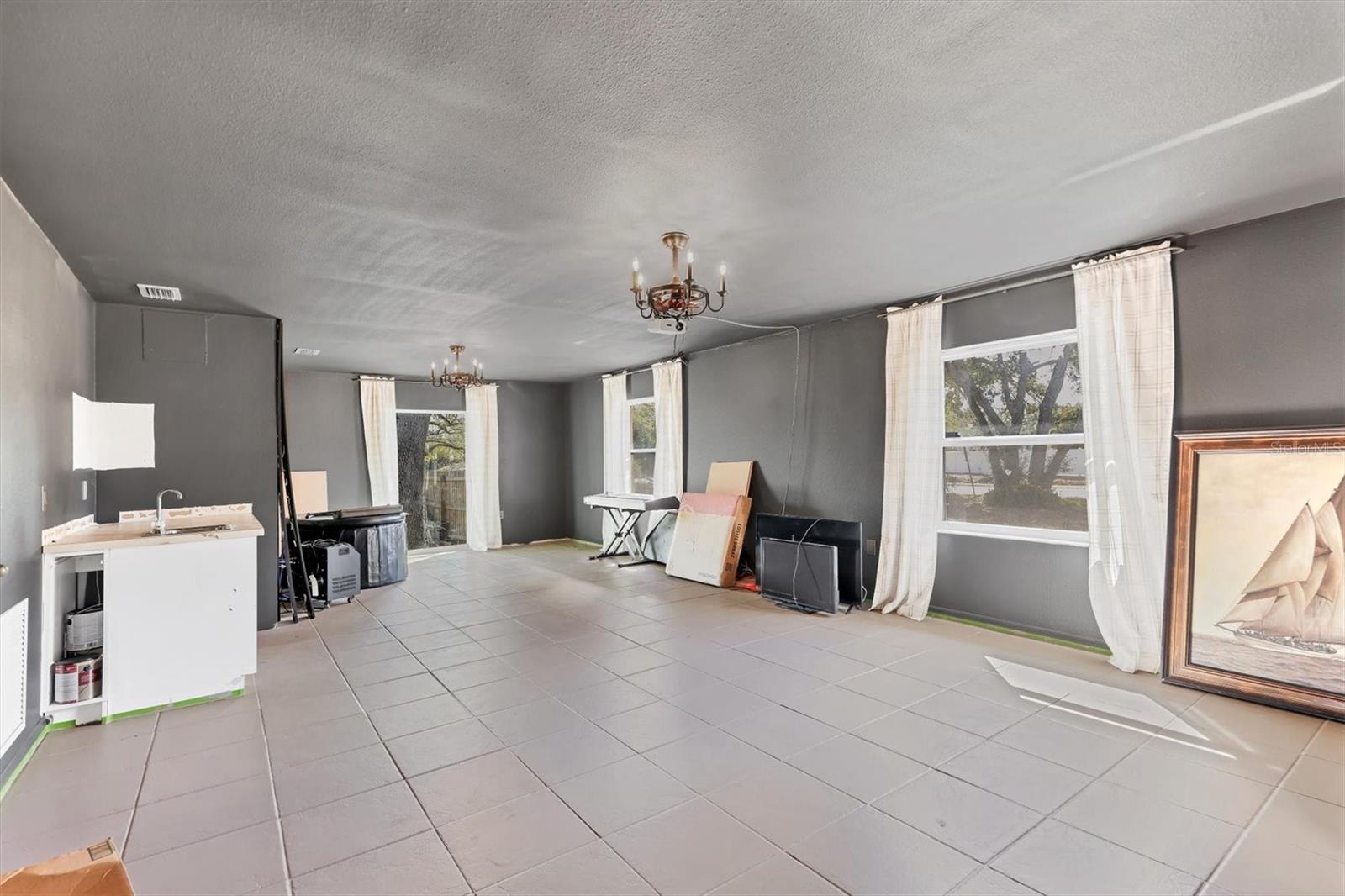 Image 28 of 48 For 3917 Desoto Road