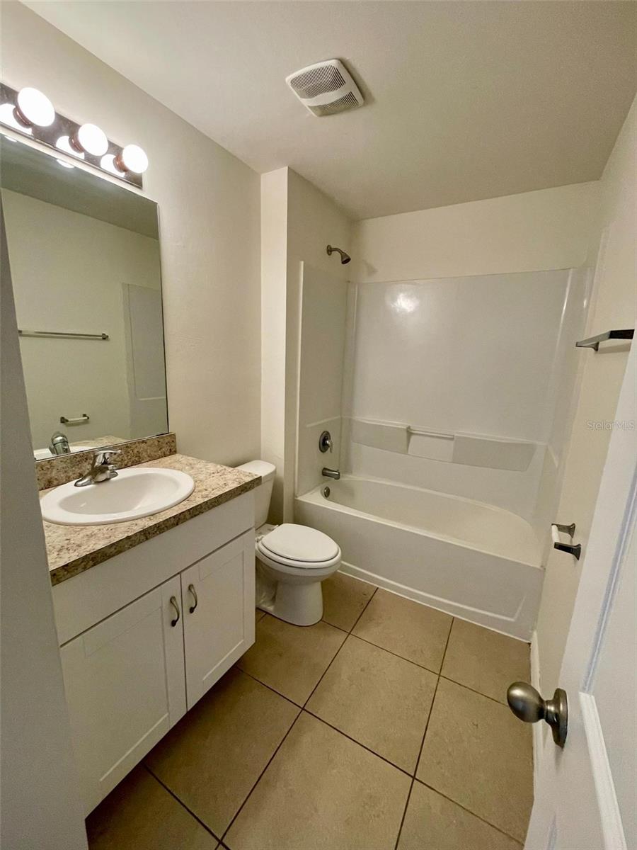 Image 10 of 15 For 5521 Gillot Boulevard