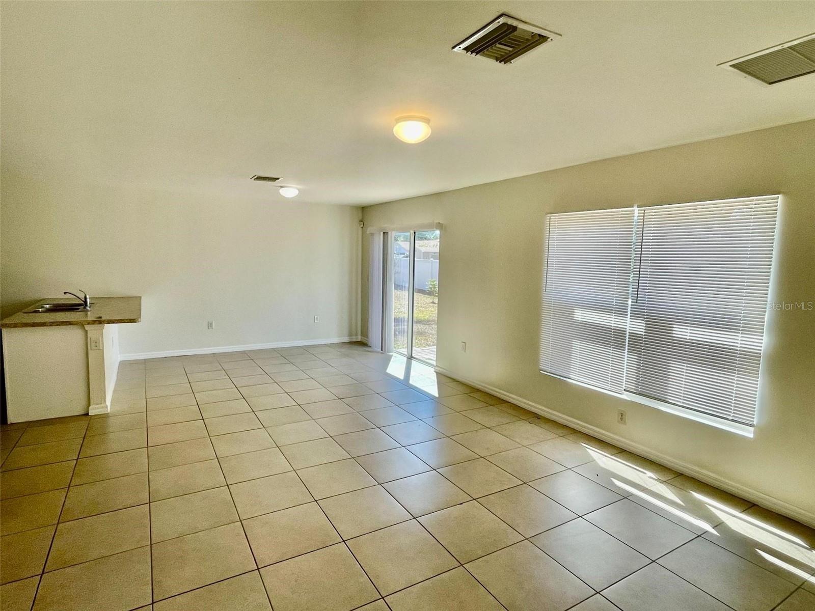 Image 3 of 15 For 5521 Gillot Boulevard