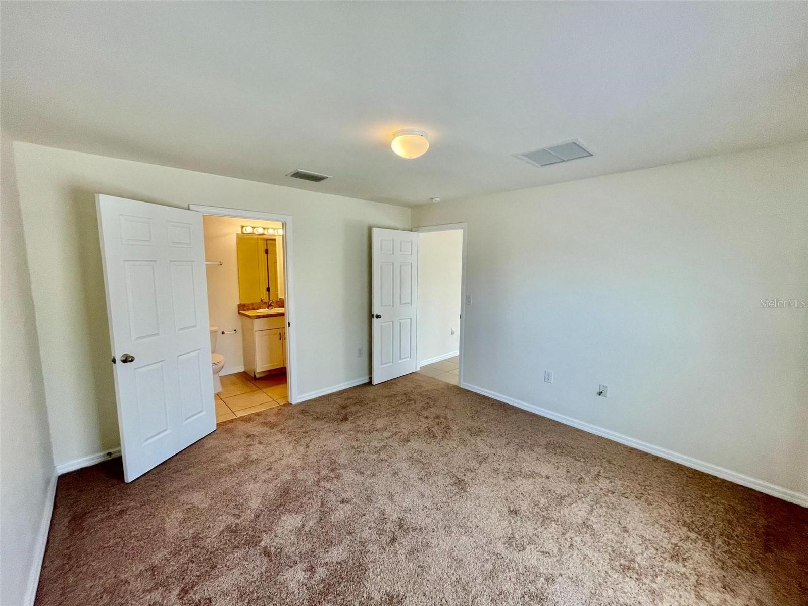 Image 6 of 15 For 5521 Gillot Boulevard