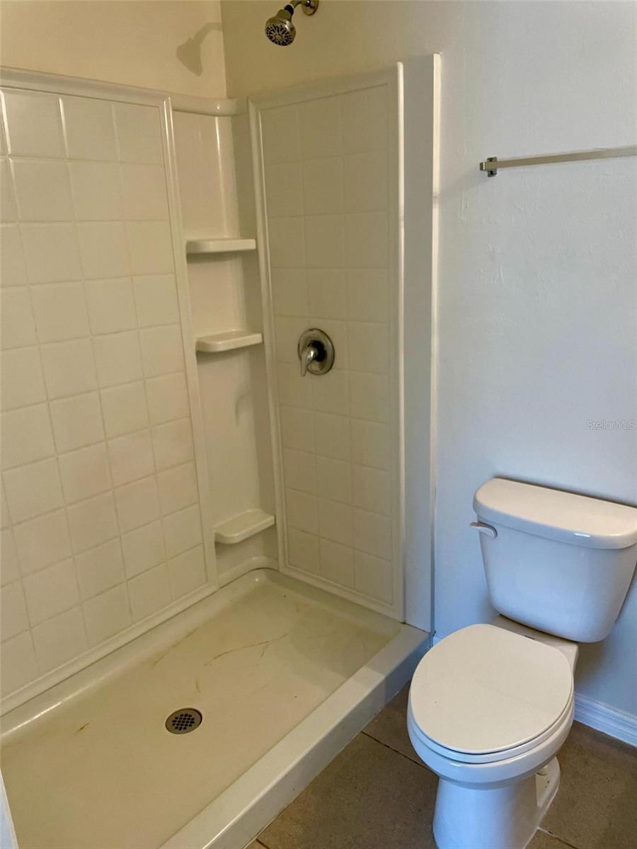 Image 7 of 15 For 5521 Gillot Boulevard