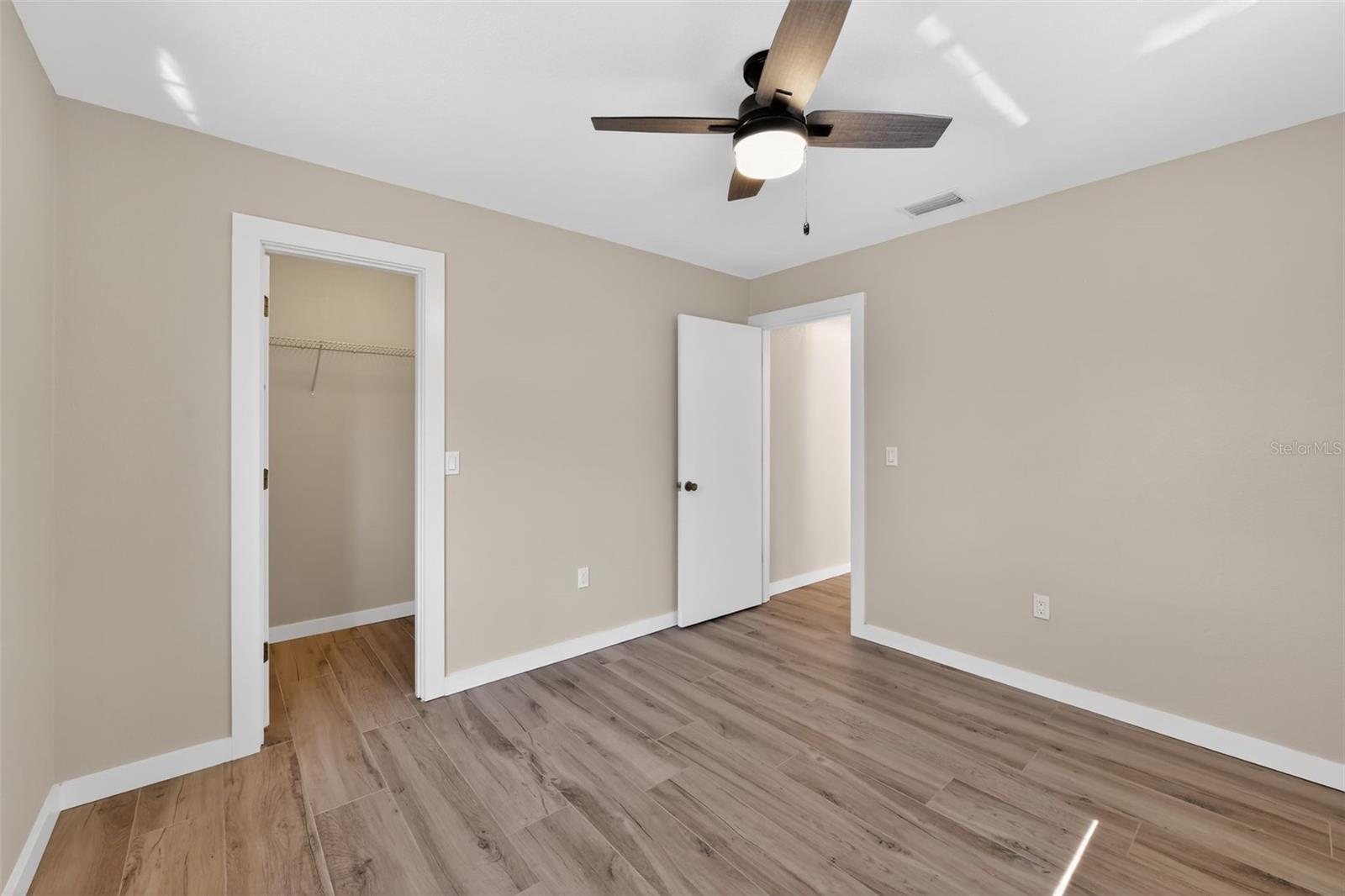 Image 33 of 36 For 4072 King Richard Drive