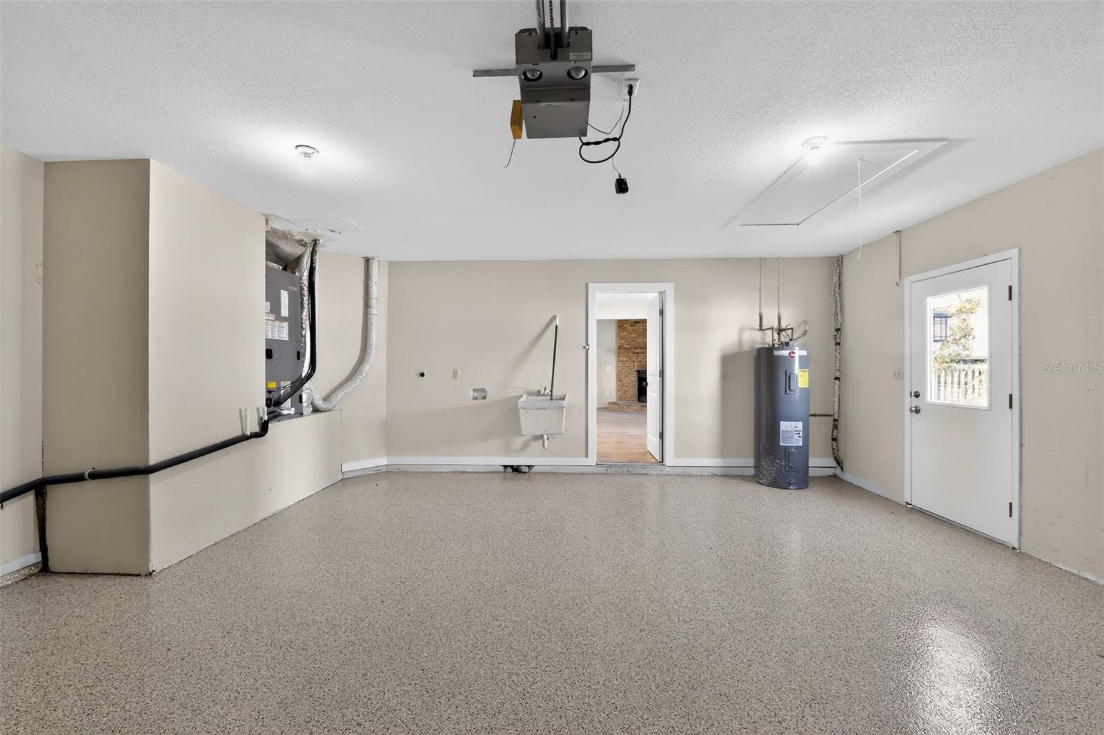 Image 6 of 36 For 4072 King Richard Drive