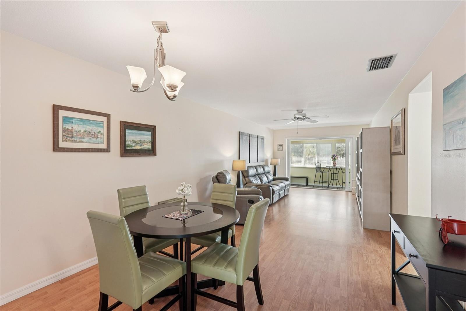 Image 10 of 37 For 3900 Roxane Boulevard 8b