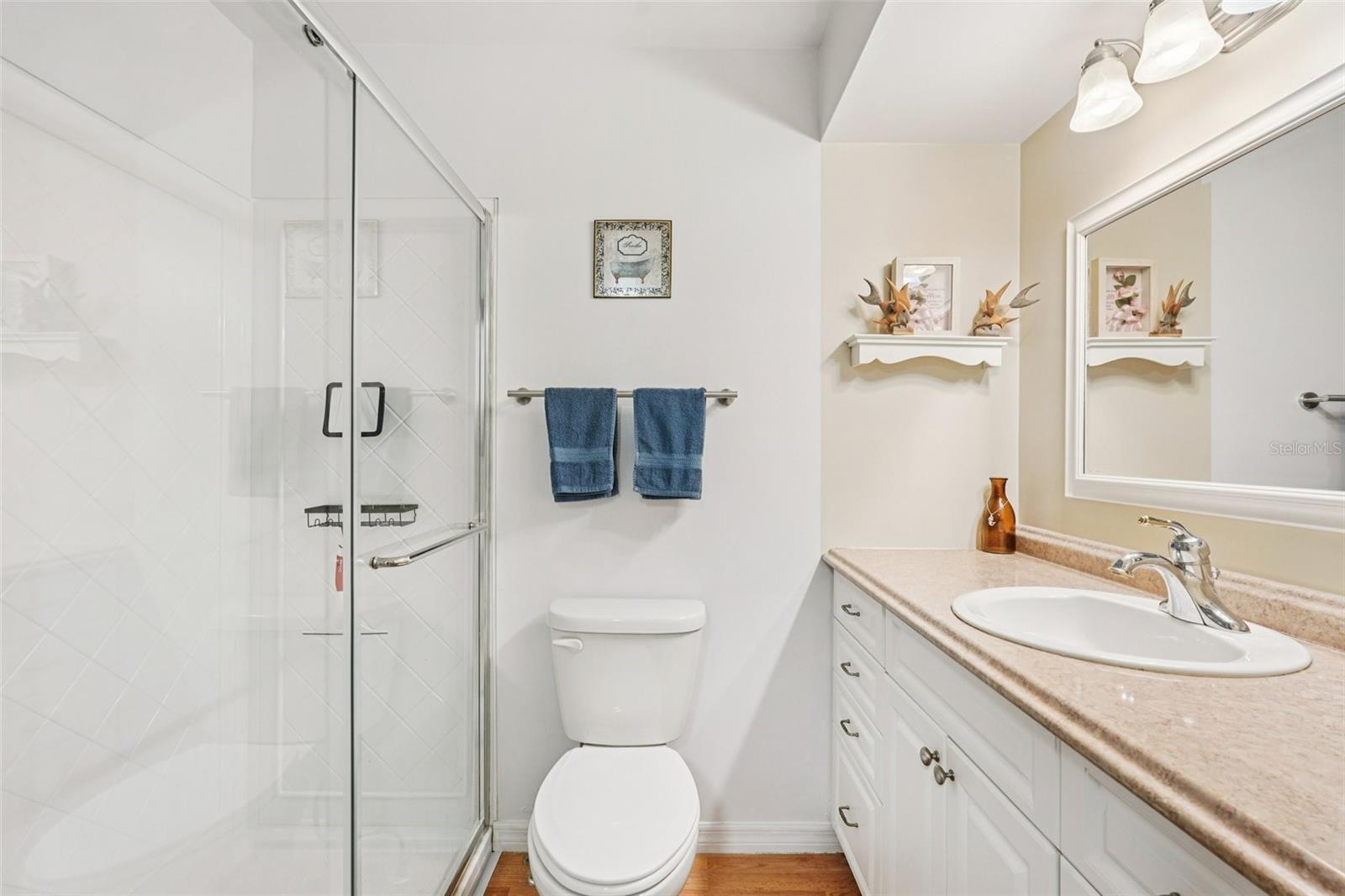 Image 25 of 37 For 3900 Roxane Boulevard 8b