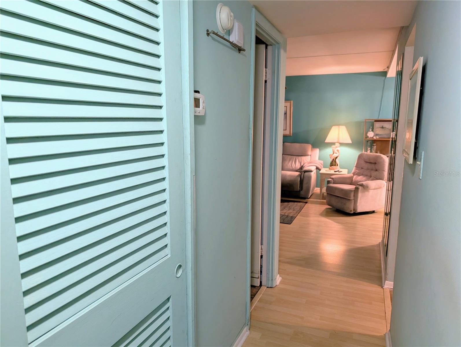 Image 11 of 26 For 2029 Sunset Drive Unit #e-21