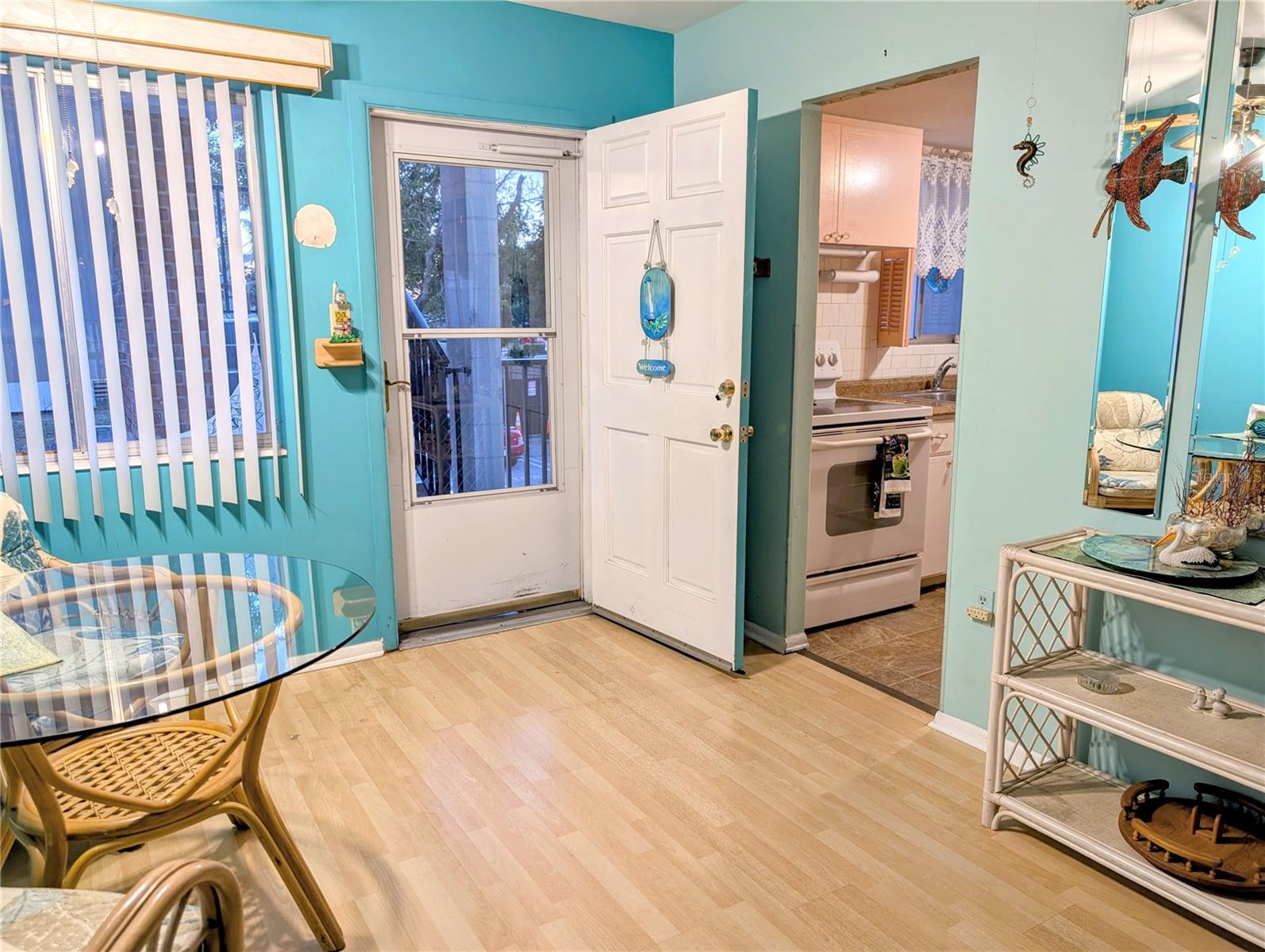 Image 2 of 26 For 2029 Sunset Drive Unit #e-21