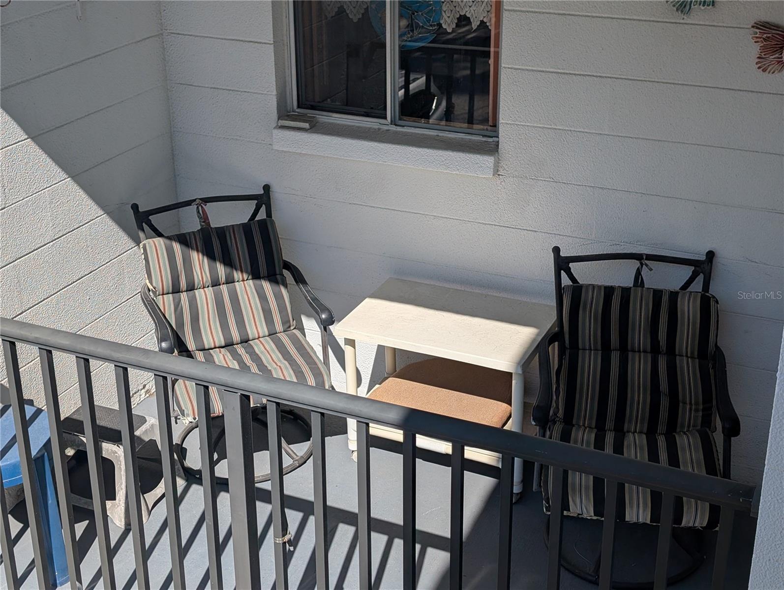 Image 22 of 26 For 2029 Sunset Drive Unit #e-21