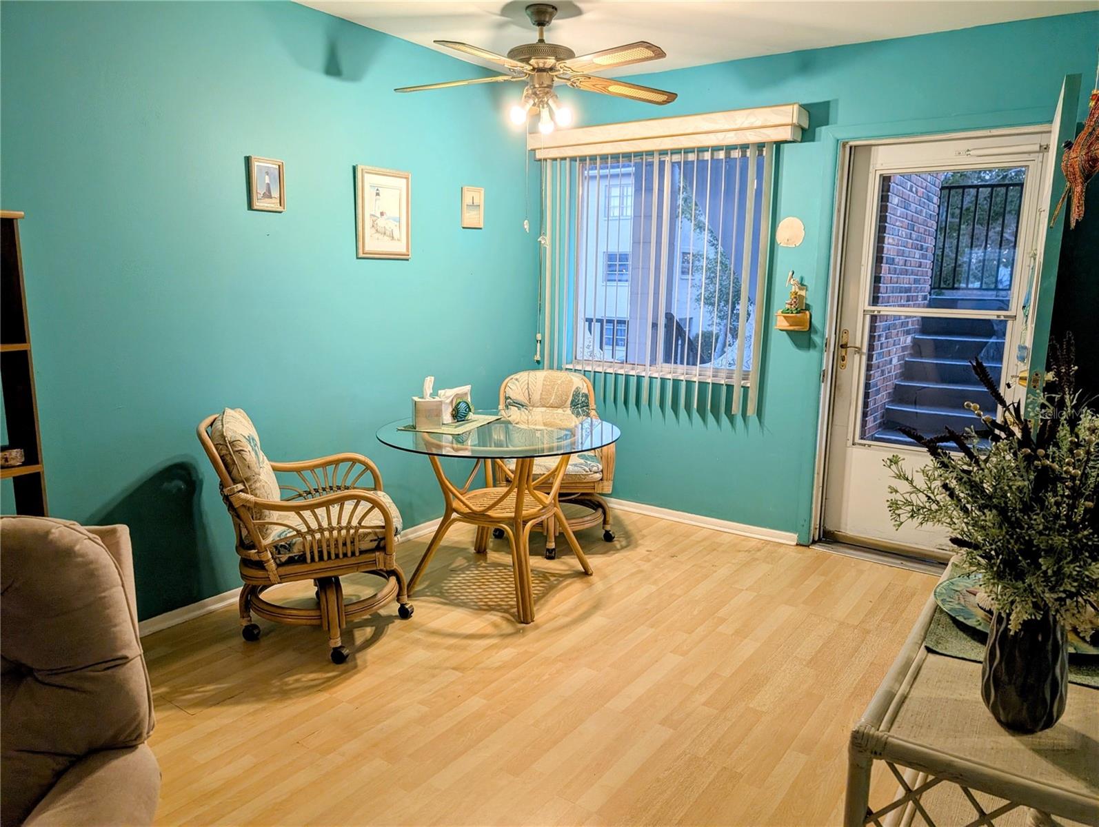 Image 6 of 26 For 2029 Sunset Drive Unit #e-21