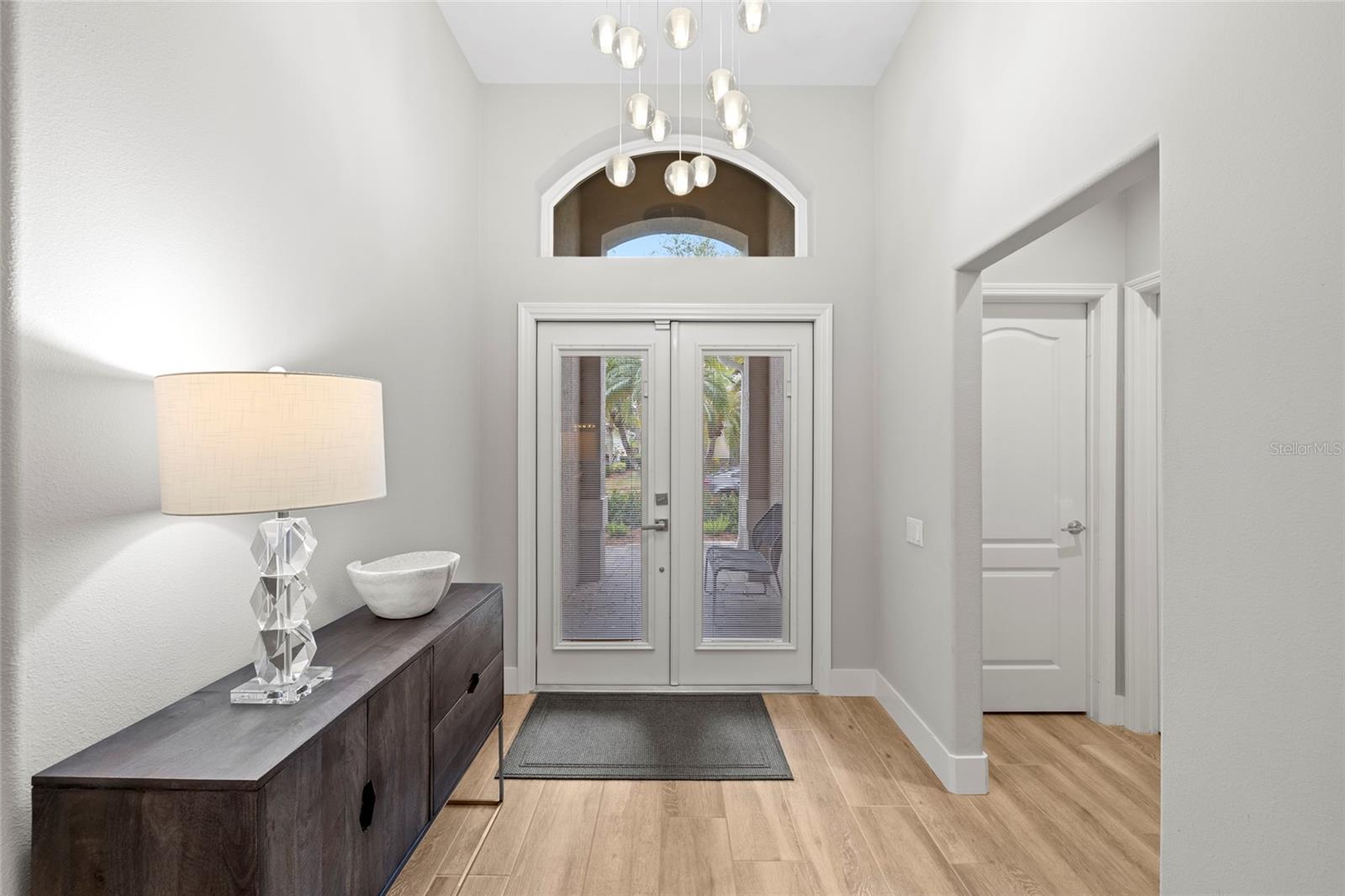 Image 3 of 34 For 8322 Whispering Woods Court