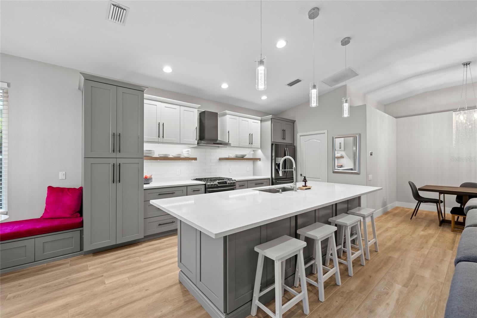 Image 9 of 34 For 8322 Whispering Woods Court