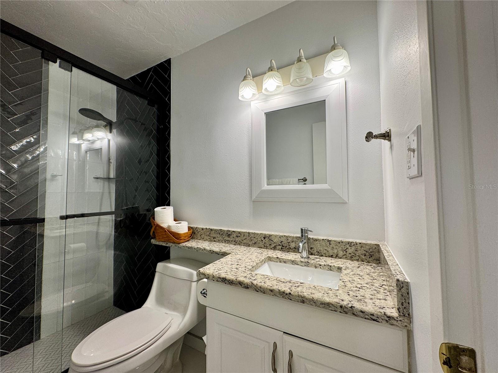 Image 23 of 47 For 4001 Beneva Road 417