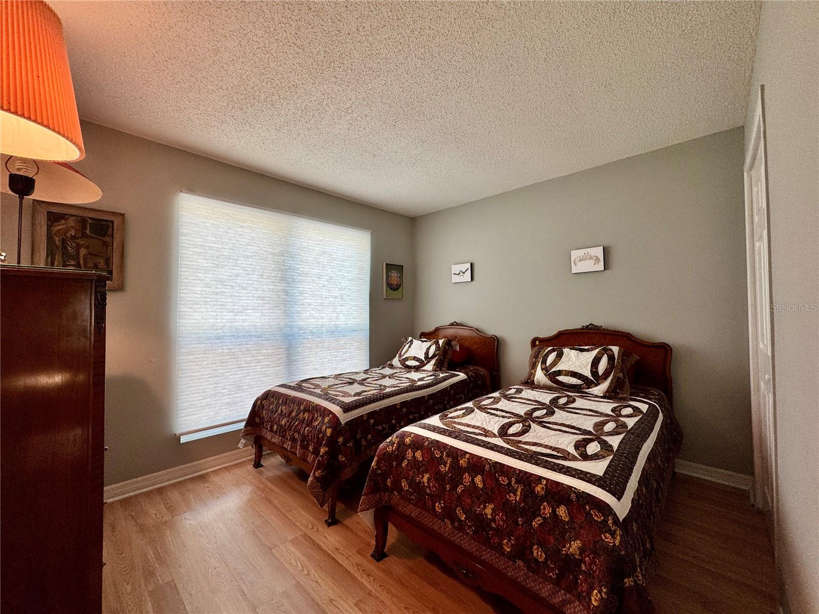 Image 24 of 47 For 4001 Beneva Road 417