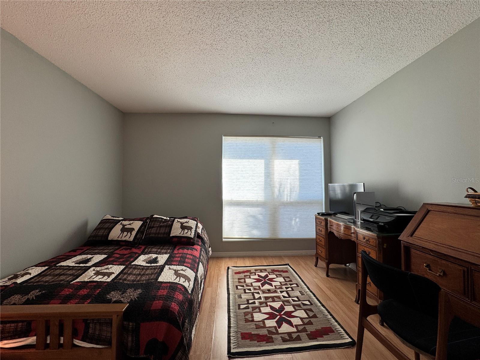 Image 27 of 47 For 4001 Beneva Road 417