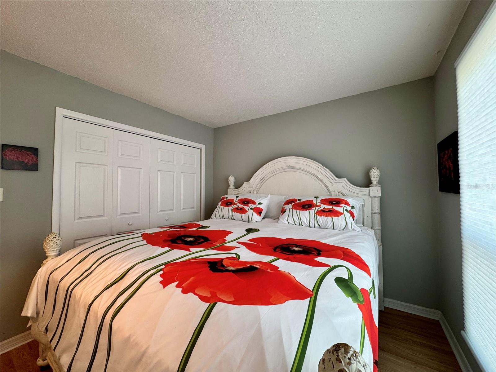 Image 32 of 47 For 4001 Beneva Road 417