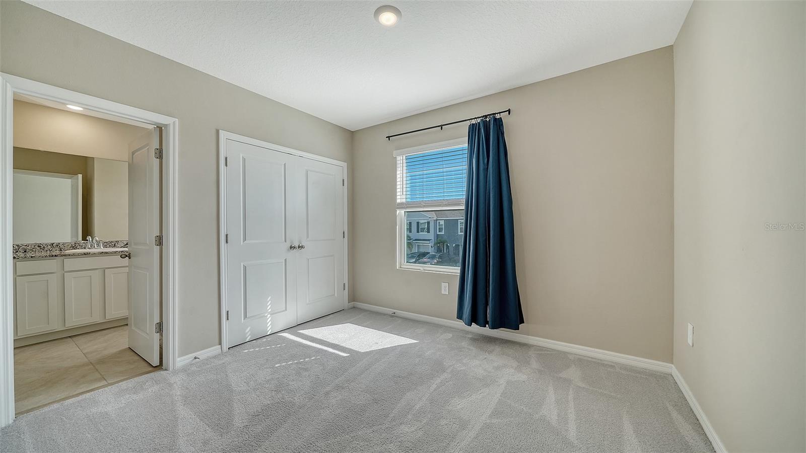 Image 24 of 41 For 6598 Calypso Coral Lane