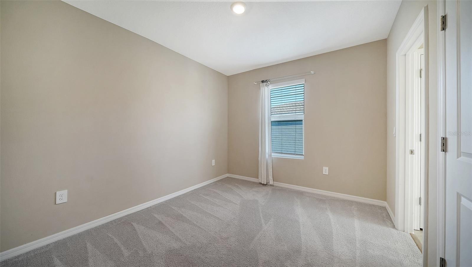 Image 26 of 41 For 6598 Calypso Coral Lane