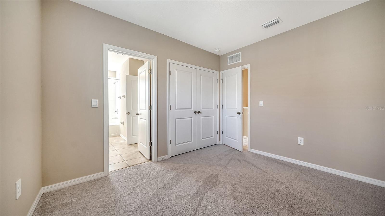 Image 27 of 41 For 6598 Calypso Coral Lane