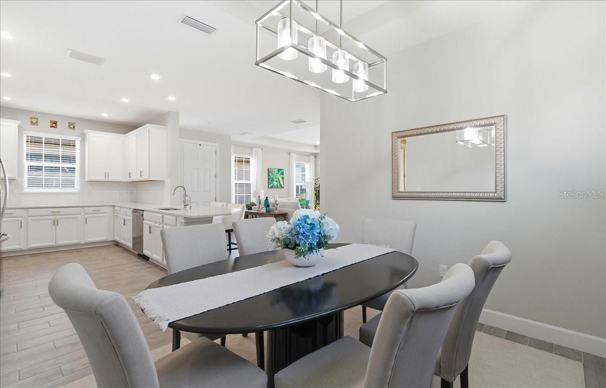 Image 12 of 79 For 10410 Inglenook Terrace