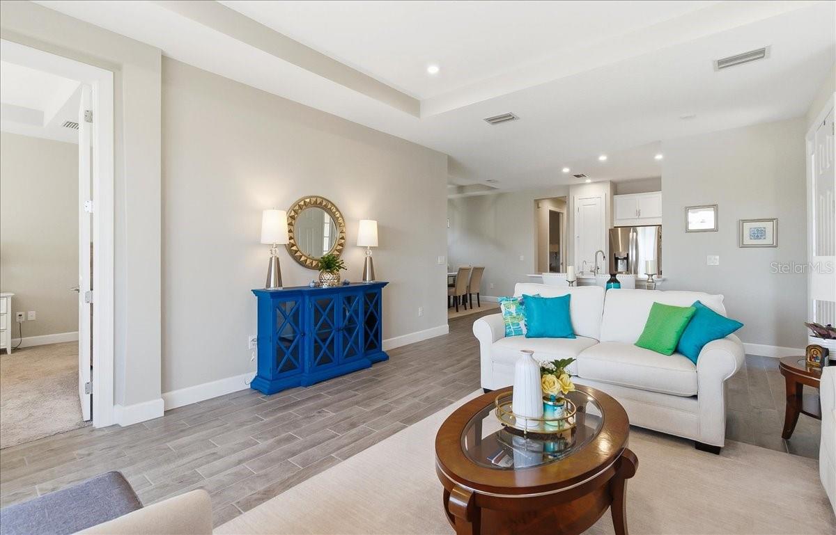 Image 18 of 79 For 10410 Inglenook Terrace