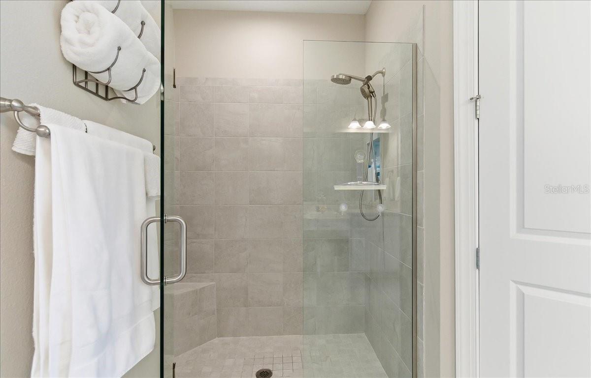 Image 23 of 79 For 10410 Inglenook Terrace