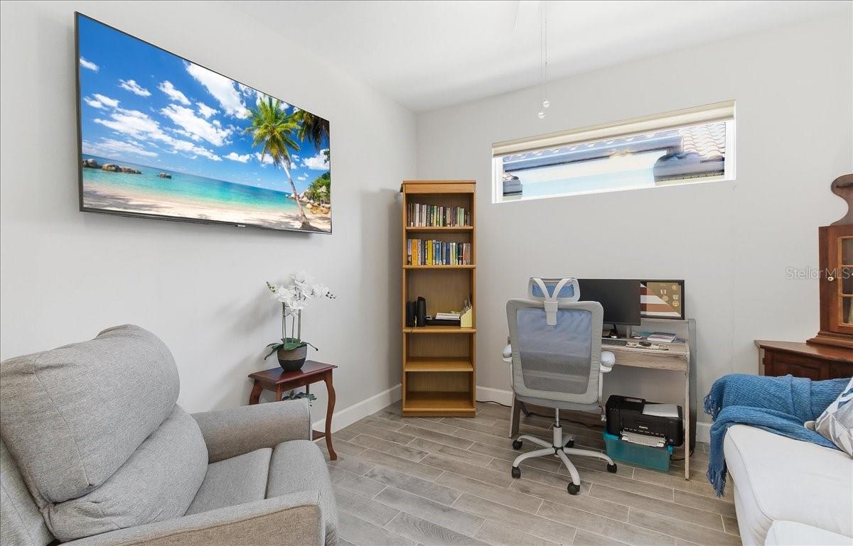 Image 25 of 79 For 10410 Inglenook Terrace