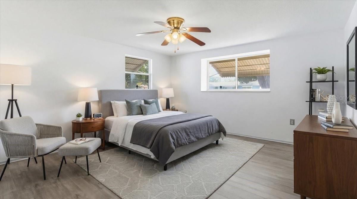 Image 14 of 33 For 10921 Manchester Road