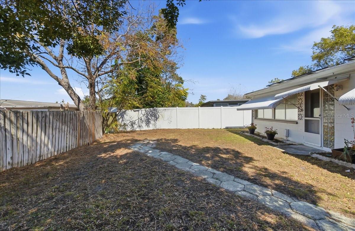 Image 27 of 33 For 10921 Manchester Road