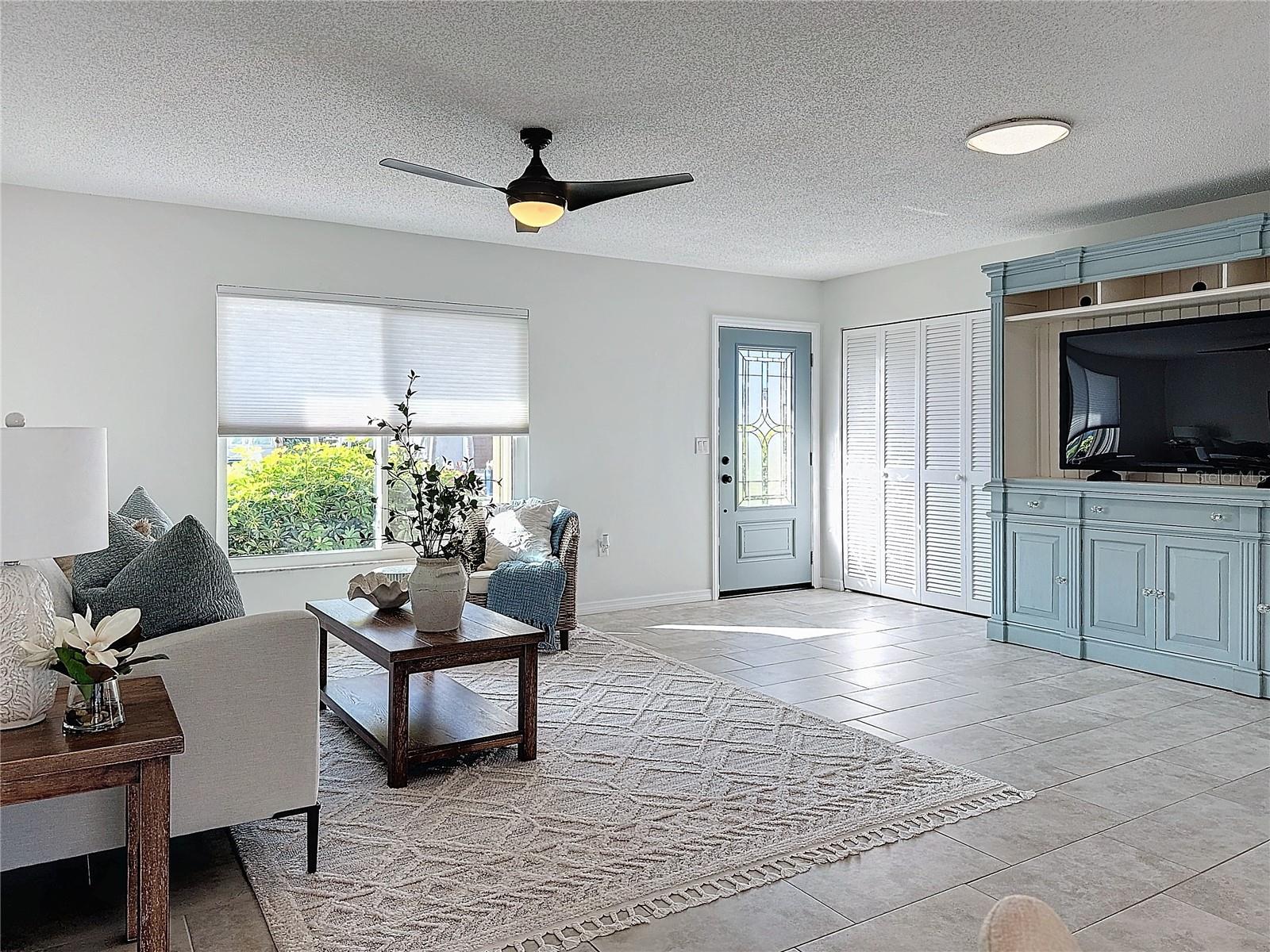 Image 8 of 49 For 5011 Mangrove Point Road