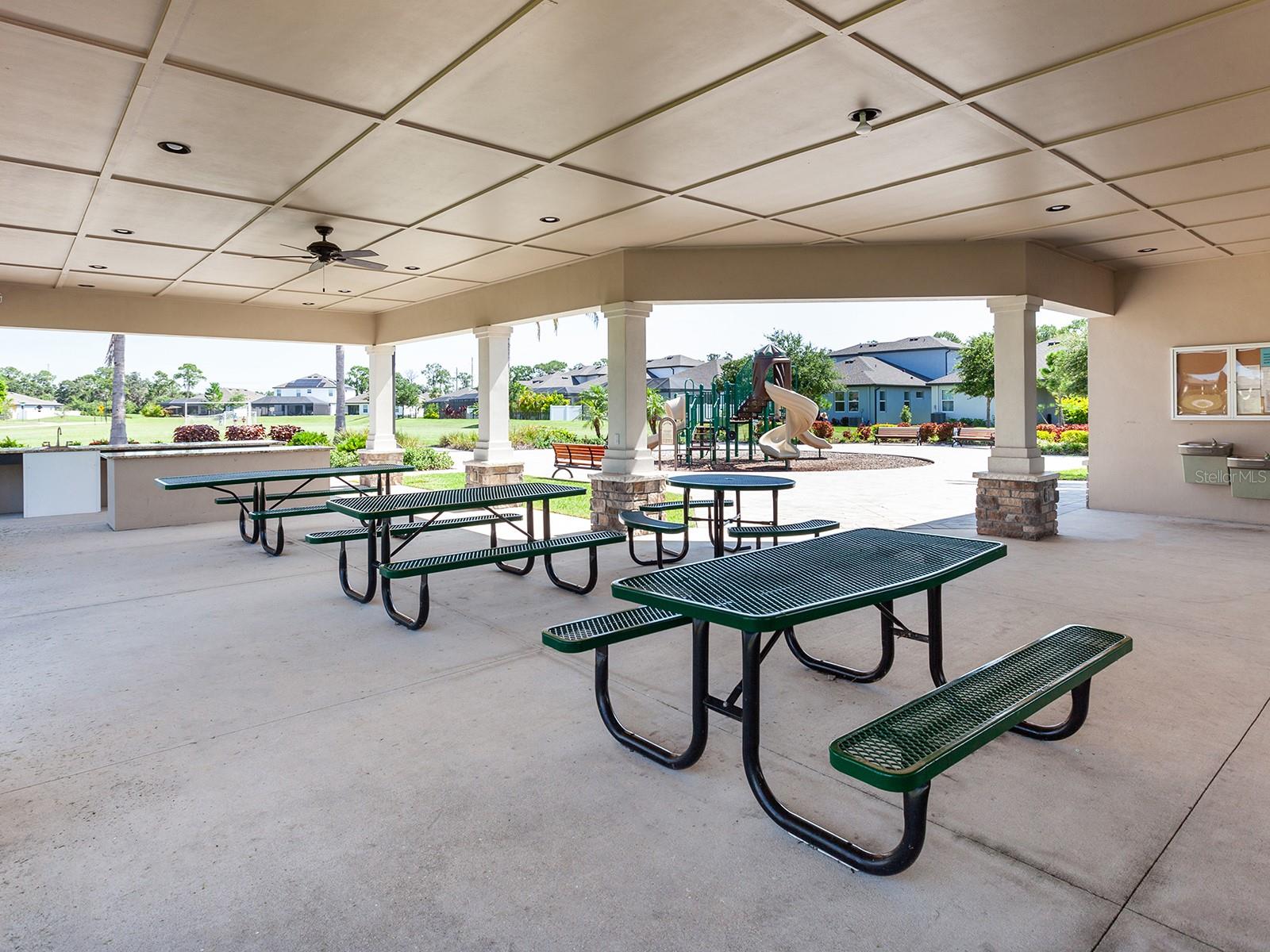 Image 17 of 18 For 3529 Secluded Court