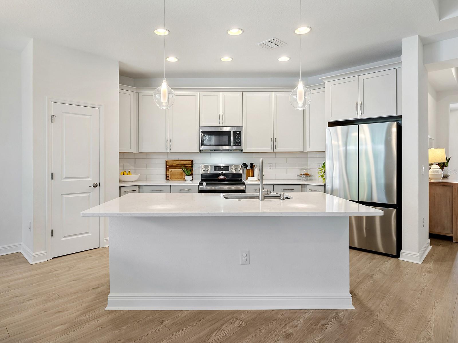 Image 4 of 18 For 3529 Secluded Court