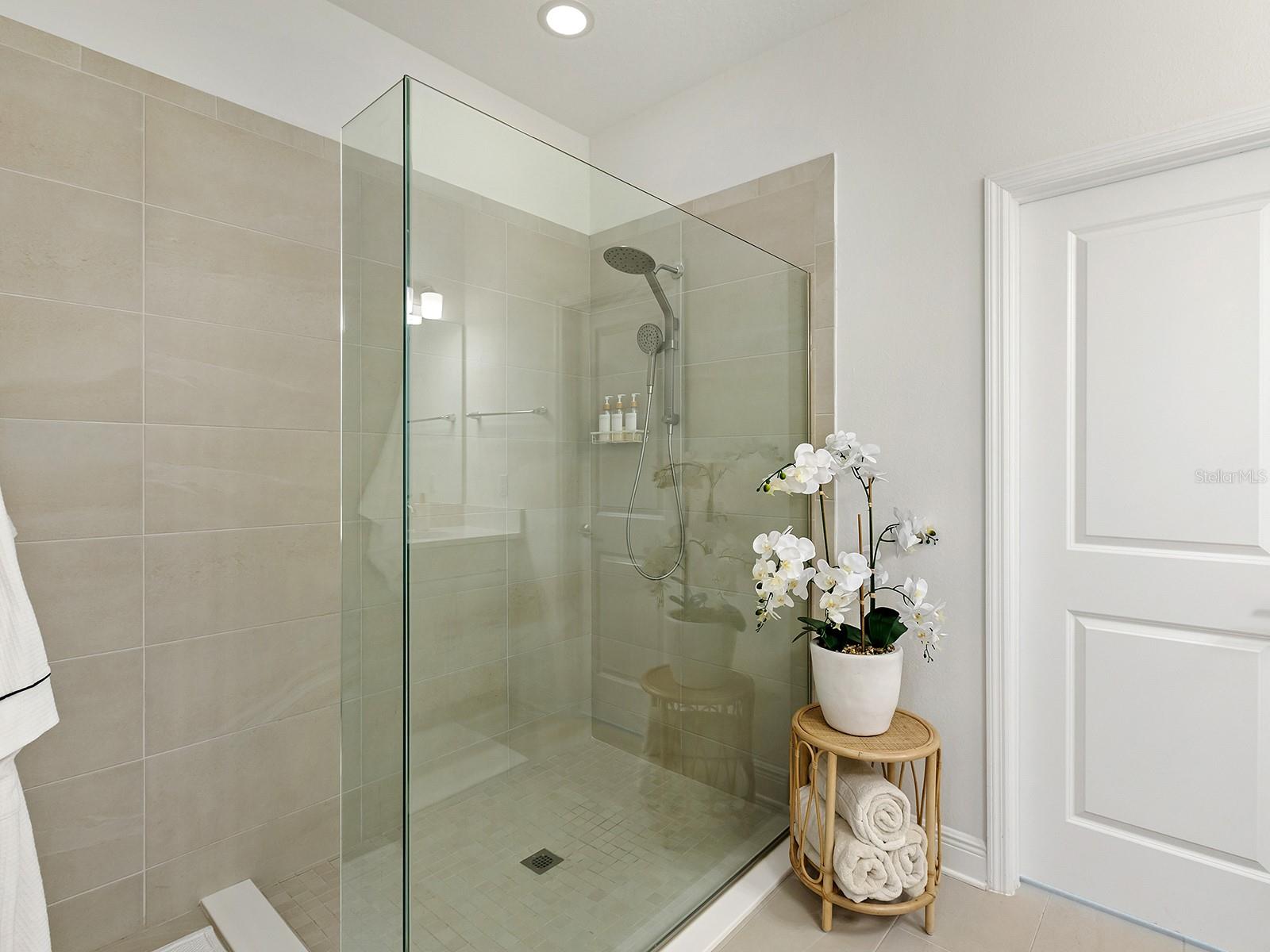 Image 7 of 18 For 3529 Secluded Court