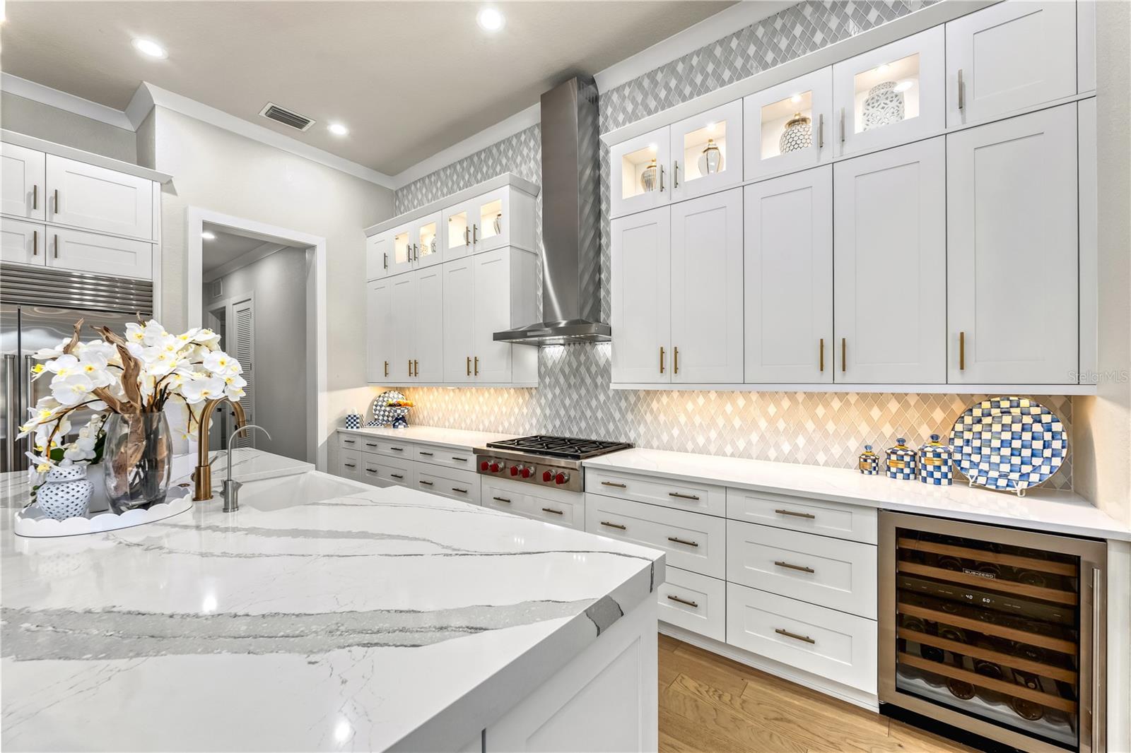 Image 18 of 88 For 8281 Redonda Loop