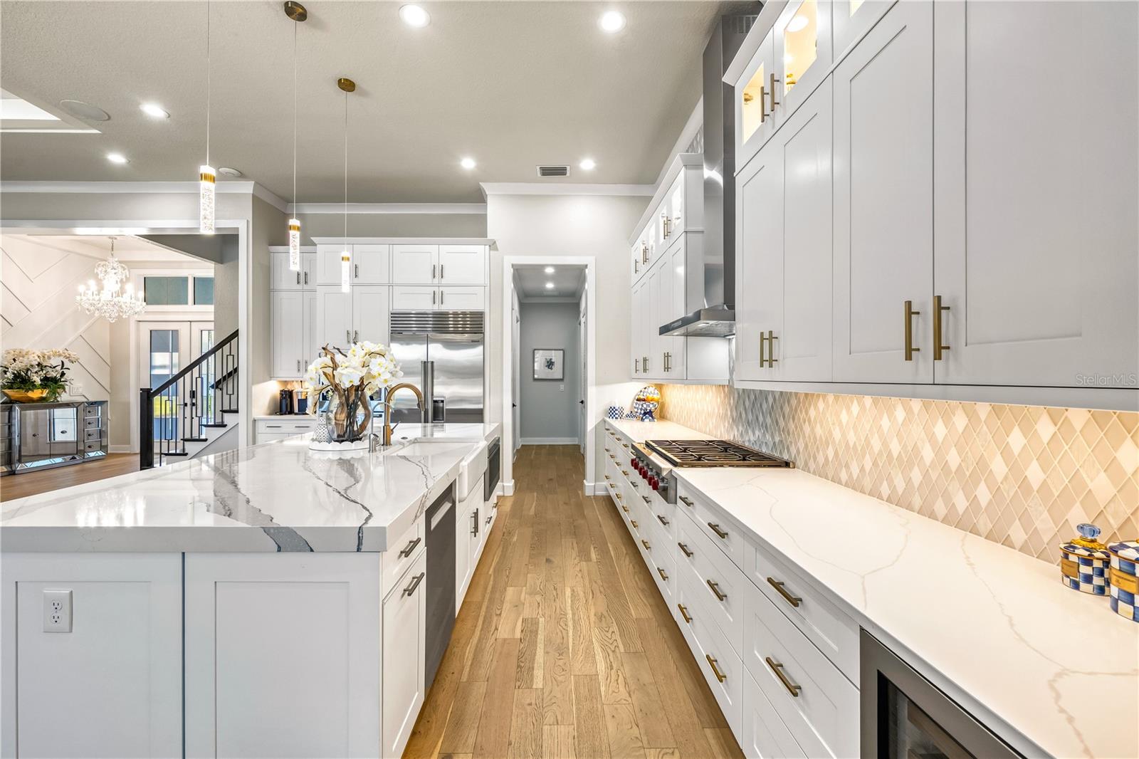 Image 19 of 88 For 8281 Redonda Loop