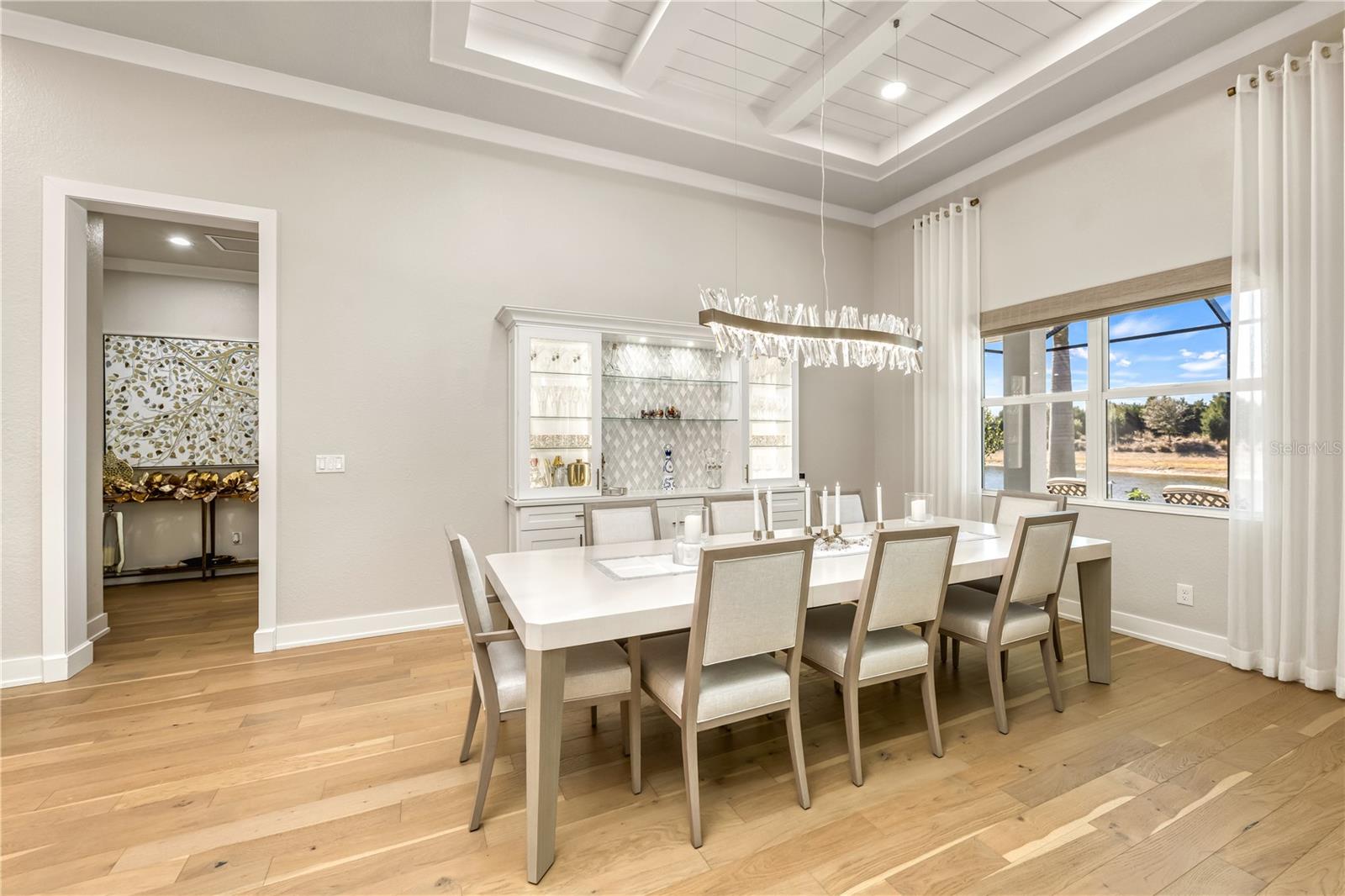 Image 27 of 88 For 8281 Redonda Loop